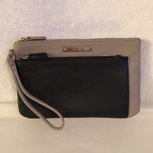 🌼🌼ADORABLE NWOT NINE WEST WRISTLET🌼🌼
